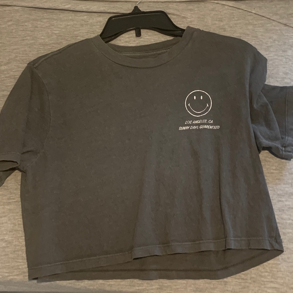 grey cropped shirt with cute message on both sides